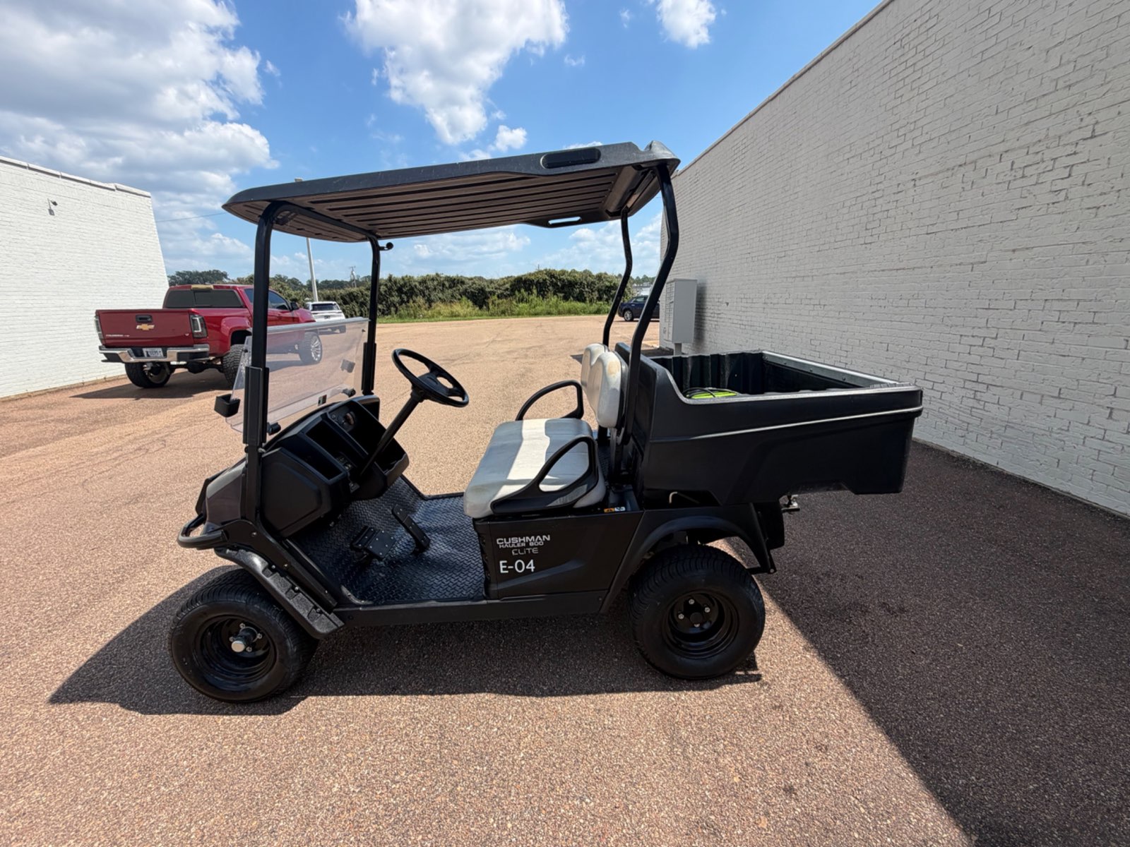 2021 Cushman Hauler 800X Elite Double Pack Electric Utility Golf Cart - Blue - Samsung Lithium Battery - side - Jane's Golf Carts Pearl MS