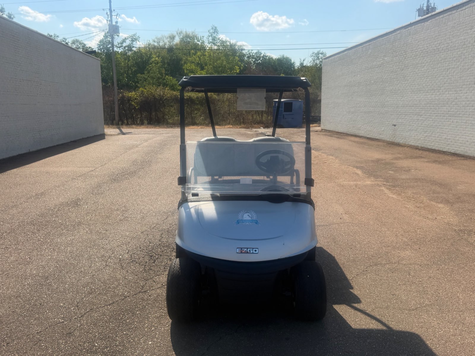 2021 E-Z-GO RXV Elite Electric Golf Cart - Silver with Utility Bed - Samsung Lithium Battery - front - Jane's Golf Carts Pearl MS