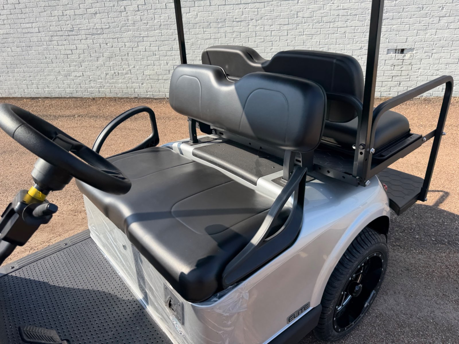2026 E-Z-GO RXV Elite 4-Passenger Electric Golf Cart - Silver - Certified Pre-Owned - Samsung Lithium Battery - seats - Jane's Golf Carts Pearl MS